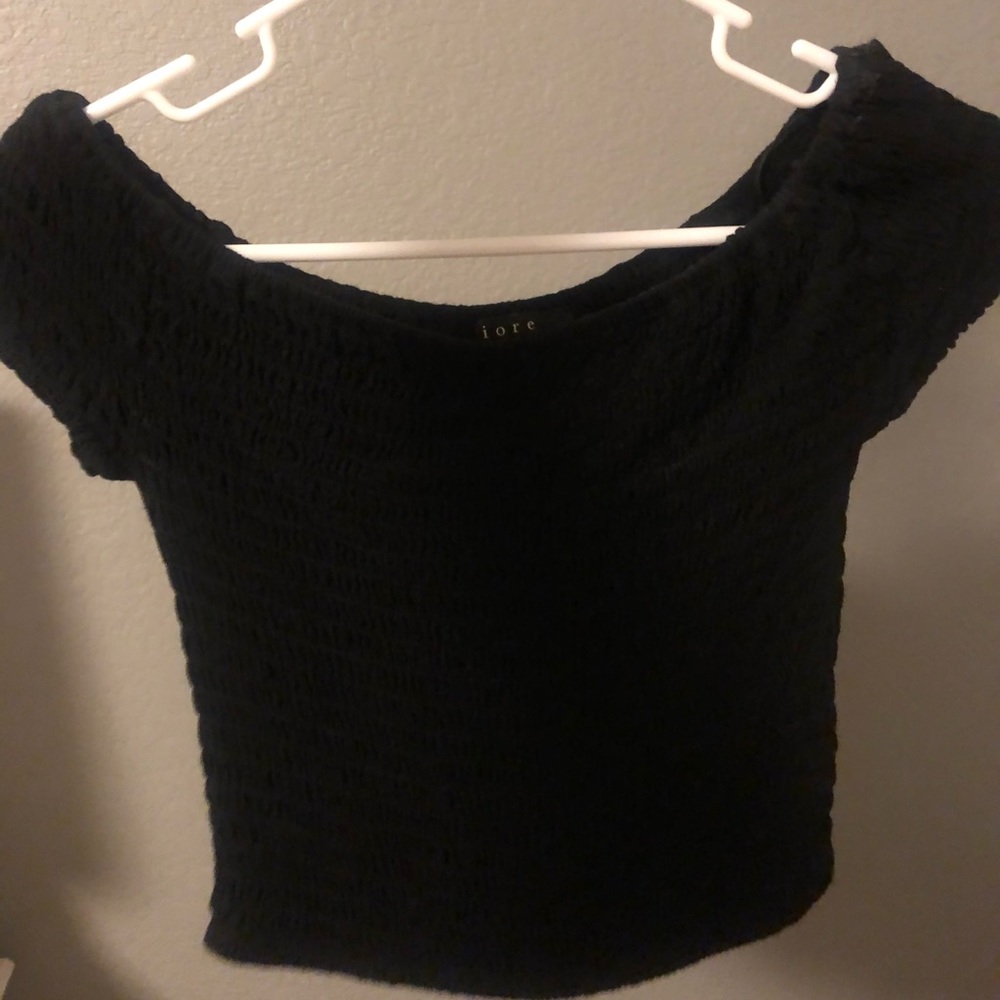 Black Off the Shoulder Crop Top Size XS